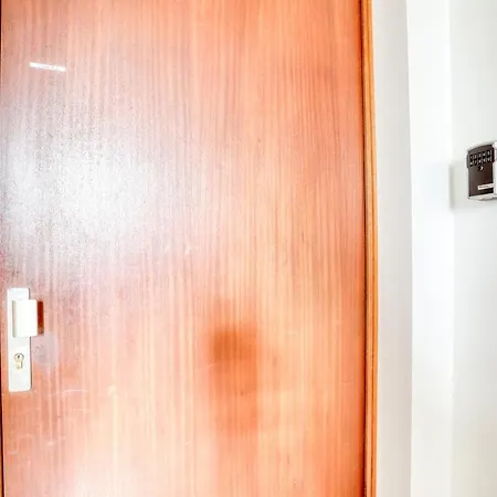 Sunny Suite-proche Paris & Apartment